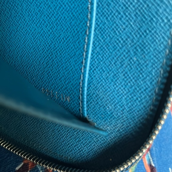 Louis Vuitton blue epi Infini organizer - Picture 14 of 14